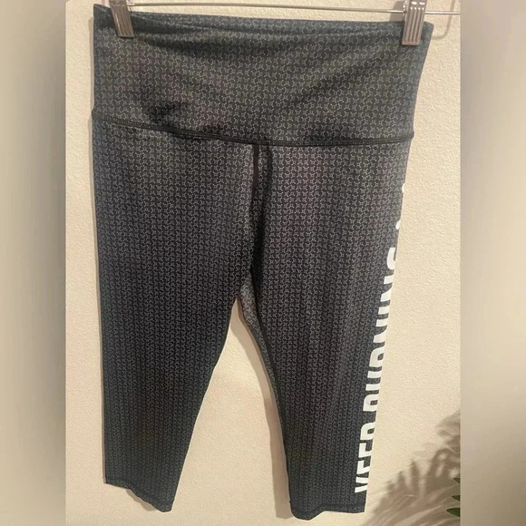 Orangetheory cropped pants keep burning leggings size Small - Picture 2 of 4